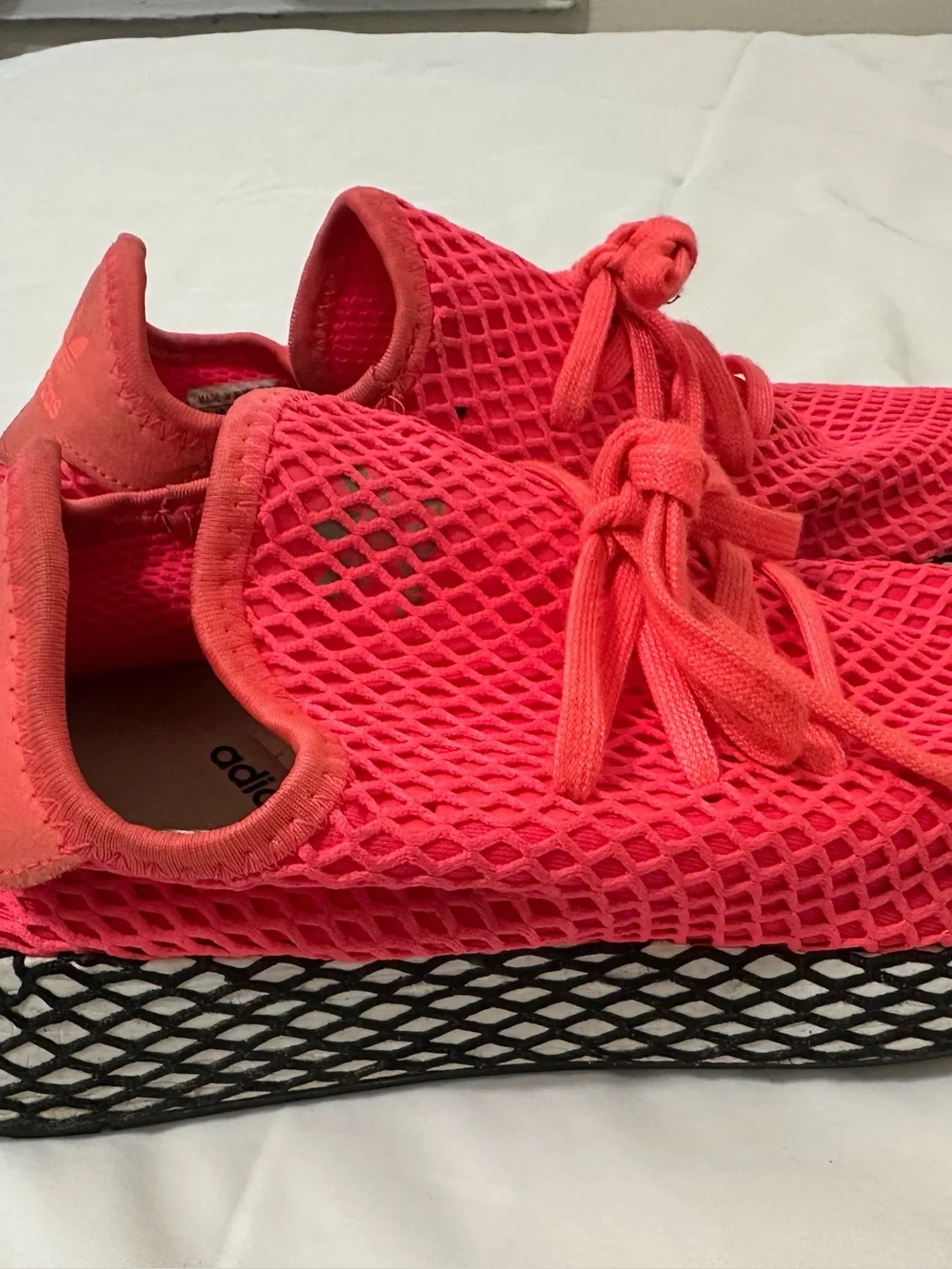 adidas Deerupt Runner Coral Pink Mesh Sneakers Women’s Size 10